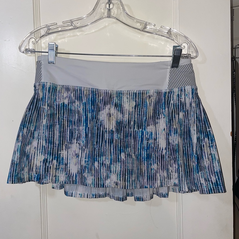 Lulu lemon blue striped skirt